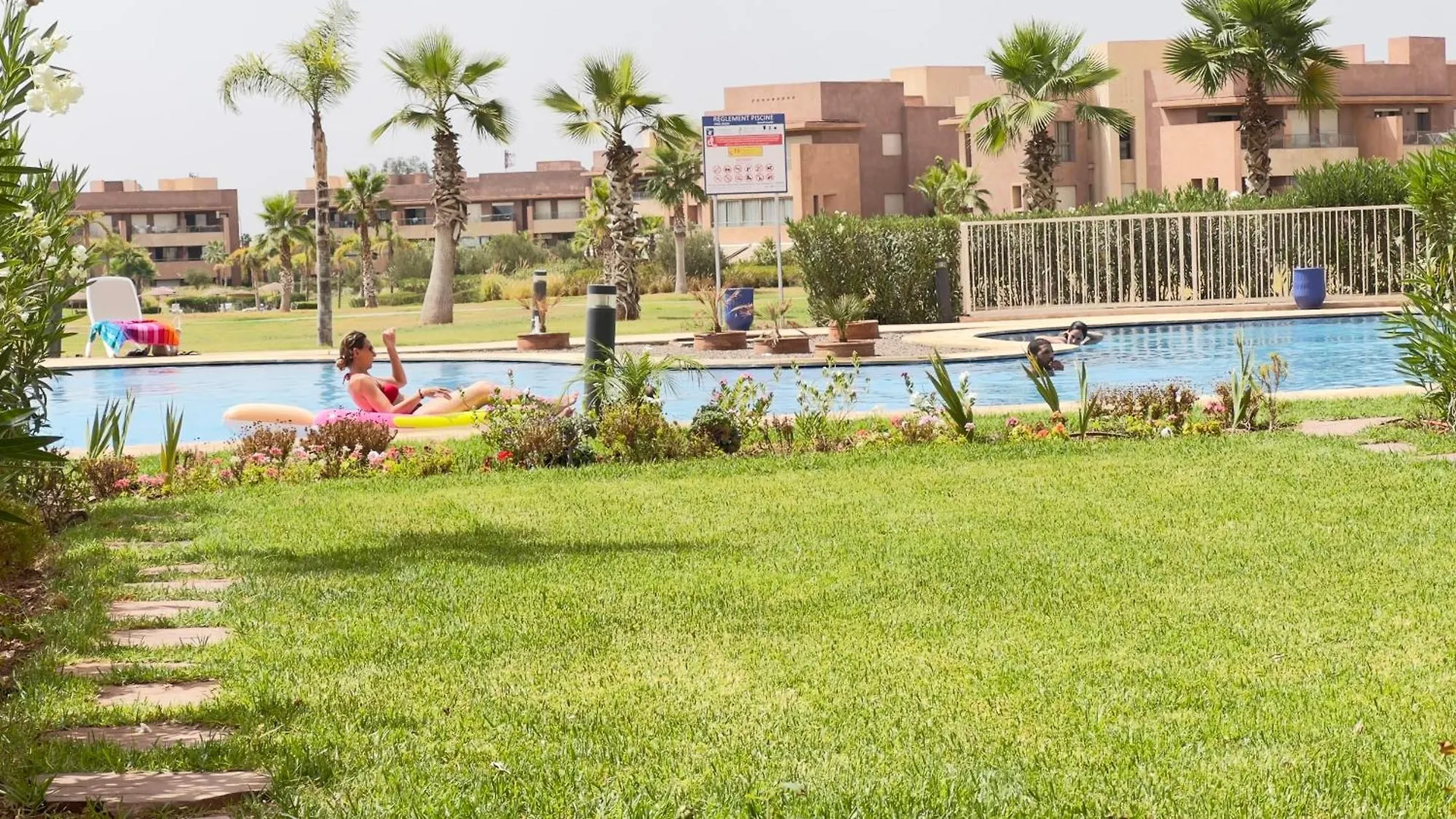 Prestigia,Golf, Lux Rez-De-Chaussee, Jardin En Face De La Piscine Et Golf Ideal Pour Passer Des Bons Vacances En Famille Marakéš Apartmán